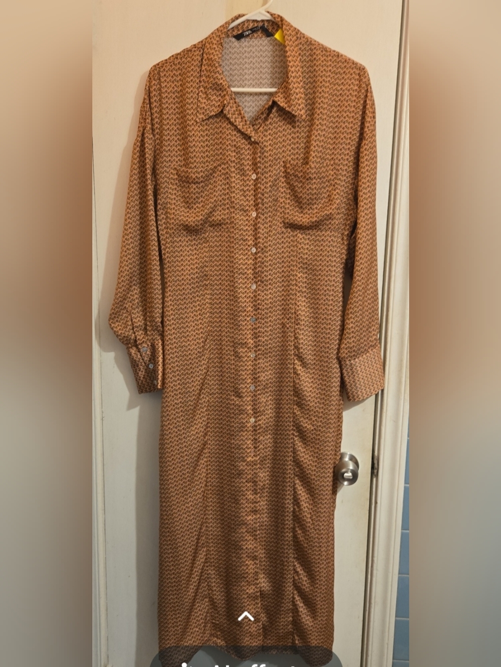 Zara Long-Sleeve Button-Down Maxi Dress in Tan Print SIZE Medium